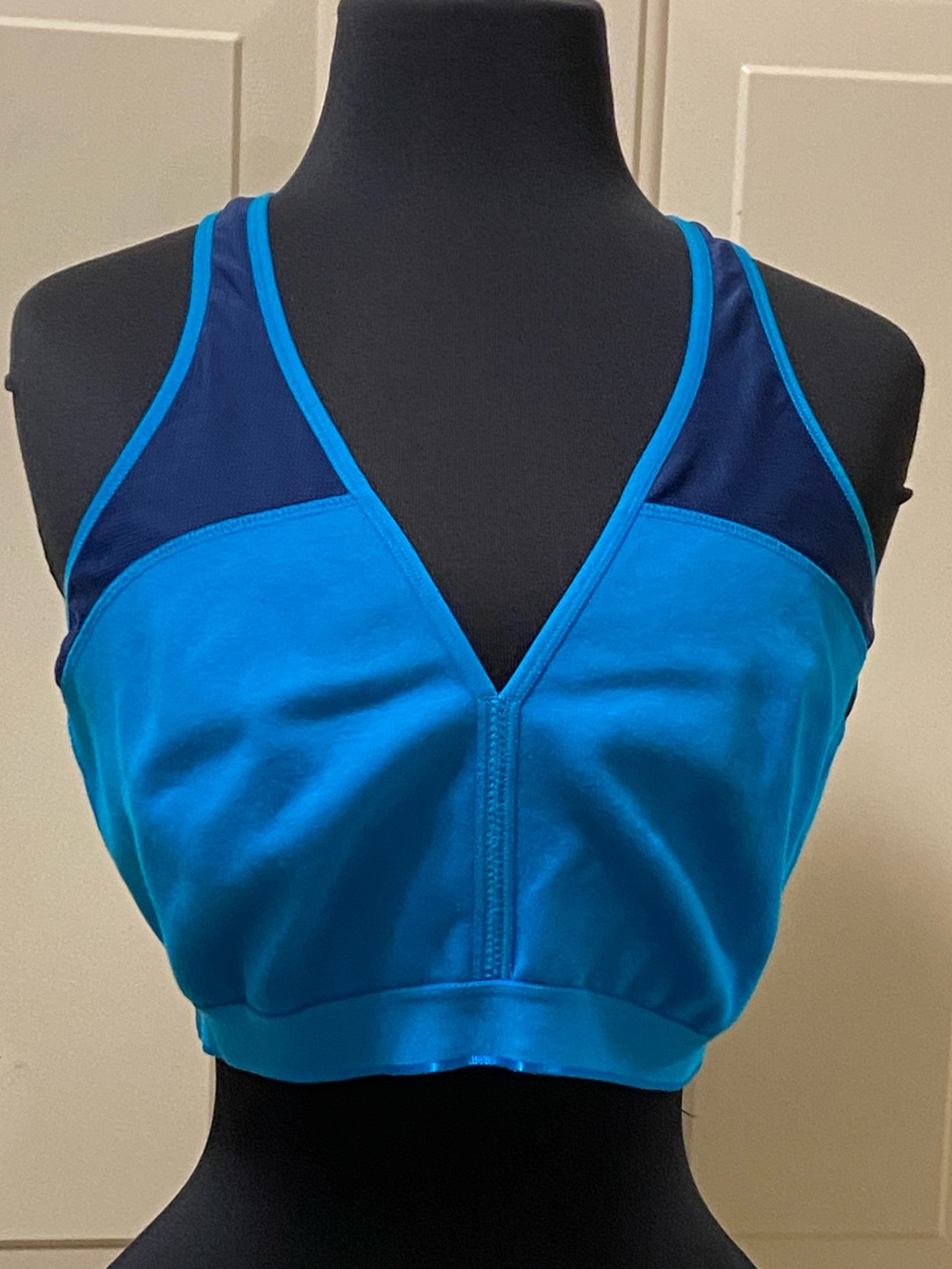 Danskin Two-Tone Teal and Navy V-Neck & Turquoise Sports Bra